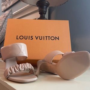 Never worn Louis Vuitton drapy mule size 37 with box, dust bags+extra heels